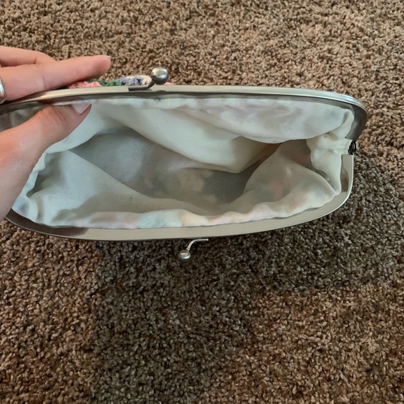 NWOT multi color crochet clutch - Picture 6 of 8